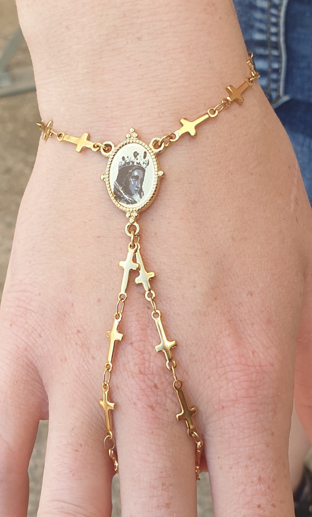 Chaine de main Sainte Sara